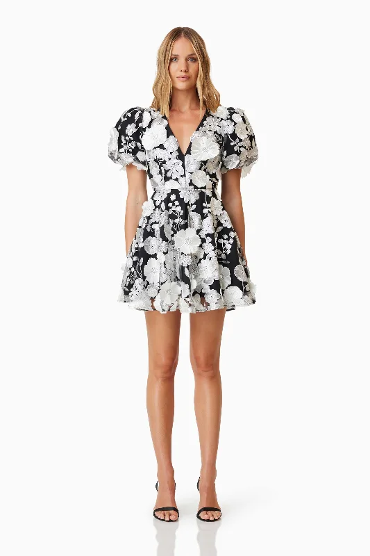 Women's Transitional Outfit Selene Floral Mini Dress In Black