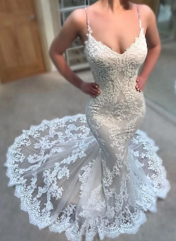 Women's Casual Wear Outfit Sexy Lace Appliques Wedding Dresses Online | Spaghettis Straps Mermaid Bridal Gowns     S3089