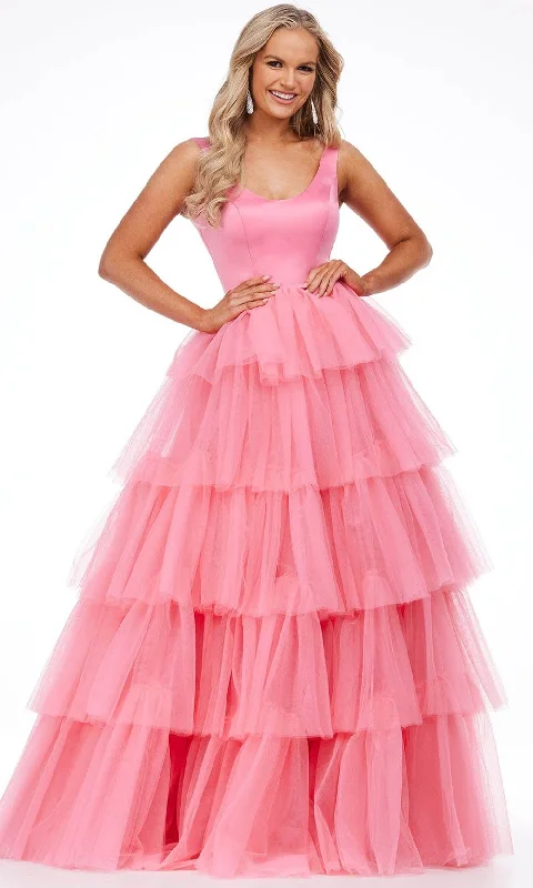 Trendy Athleisure Clothing For Women Ashley Lauren - 11187 Sleeveless Tiered Tulle Gown