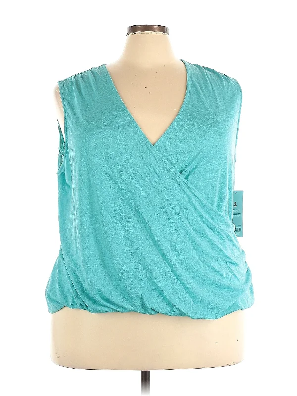 Stylish Women's Attire Sleeveless Blouse