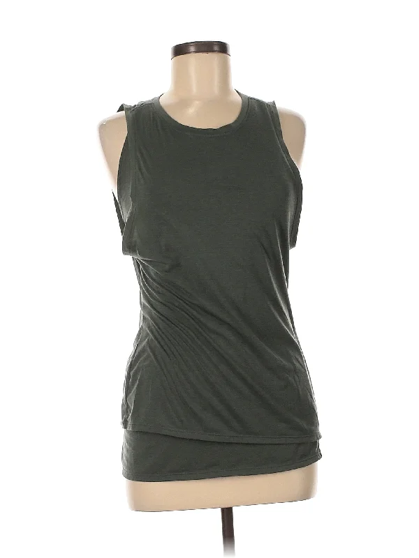 Women's Cozy Winter Attire Sleeveless T Shirt